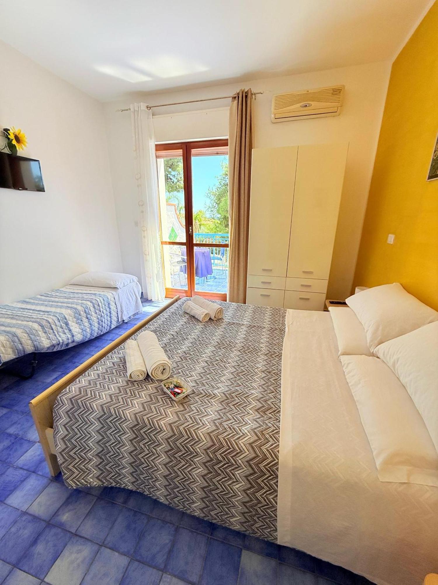 فونتاني بيانكي Nido Colorato B&B المظهر الخارجي الصورة